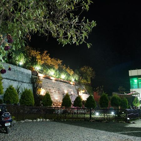Sumeru Resort Pithorāgarh Exteriér fotografie